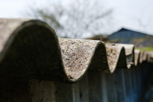 Detail golfplaat schuin copyright OVAM 0456 Alvat 20210401 0524