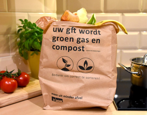 2019 4 composteerbare papieren zak 1